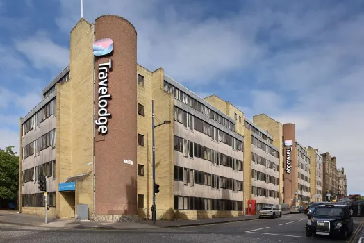 Travelodge Edinburgh Central Hotels near Kilberry Bagpipes