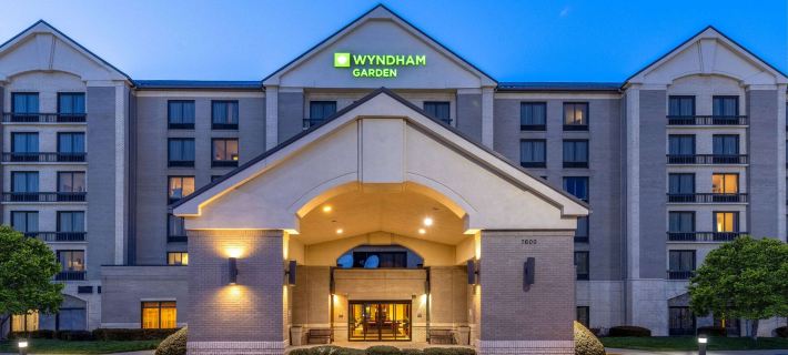 Wyndham Garden Kansas City Airport Hotels in May