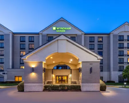 堪薩斯城機場温德姆花園酒店 梅酒店