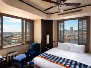 ORIENTAL HOTEL