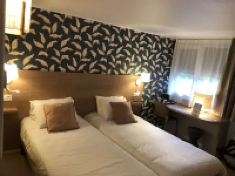 Kyriad Honfleur - la RIVIÈRE Saint Sauveur Hotels in Honfleur