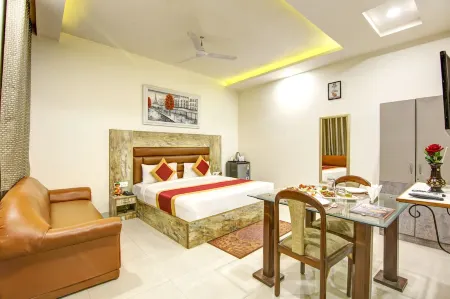 Gracious by Vishesh Hotels & Home Stay