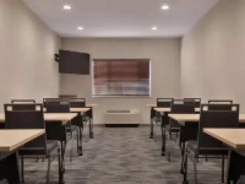 Country Inn & Suites by Radisson, Brookings Hotels in Brookings