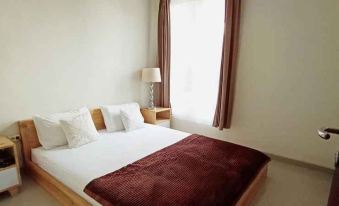 Villa Madina Keluarga  (Full AC) Dekat Jtp 3