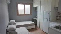 Sh Guesthouse Hotel di 