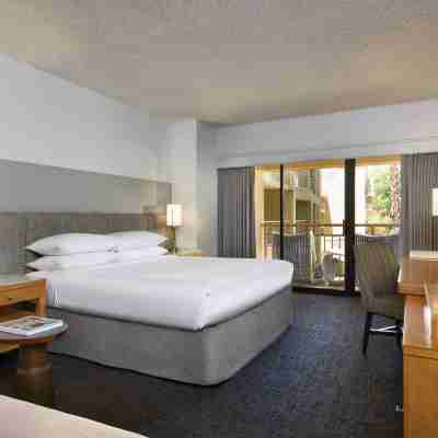 Renaissance Palm Springs Hotel Rooms