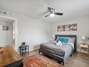 Stylish 1Br Near UT Highland Evonify