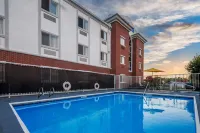 Sonesta Essential Vacaville Napa Valley - Pools