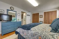 Waterfront Florida Abode w/ Deck, Grill & Fire Pit - chambre d’hôtes