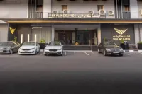 Skyline Hotel & Suite Hotel a 