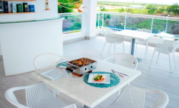 Hotel Capriccio Mare y Restaurante