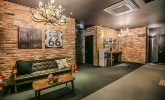 Eumseong Chungbukyeoksindosi H Motel