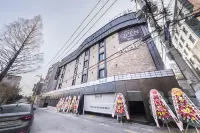 Suwon Johnny B Các khách sạn ở Suwon