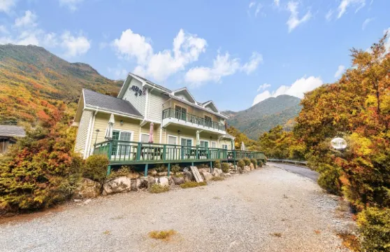 丹陽夏拉奈旅館