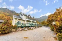Danyang Sarangae Pension Hotels near Guinsa Temple