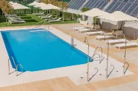 Hilton Garden Inn Sevilla - Rooftop Pools