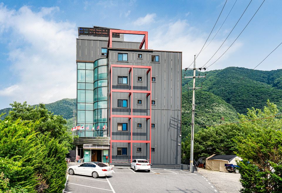 2. 청평 파인호텔..