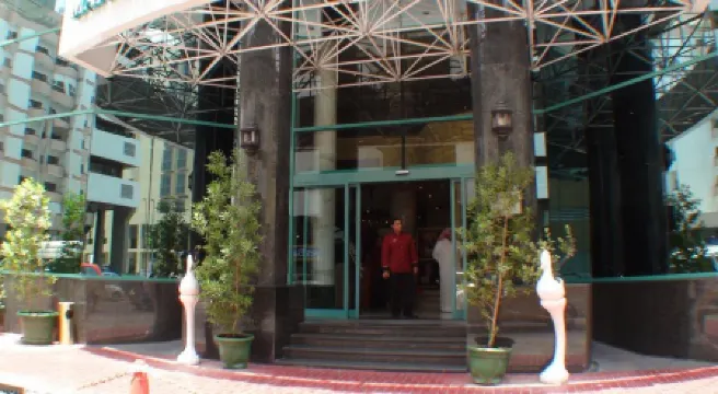 ナイト アーマー ホテル