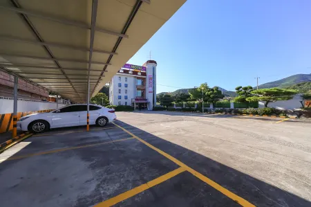 Gyeongju Angang Yes Отели рядом с достопримечательностью «Яндон»