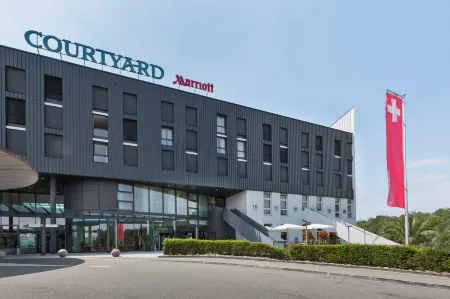 Courtyard Basel Отели в г. Райнфельден