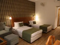 Midtown Grand فنادق في هيسار