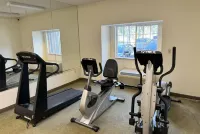 La Quinta Inn & Suites by Wyndham Tulare - Gym