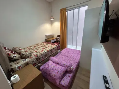 Sunshine Living Hotels in Laweyan Subdistrict