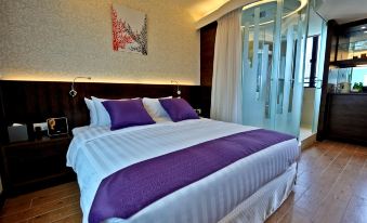 The Bauhinia Hotel (Tsim Sha Tsui)
