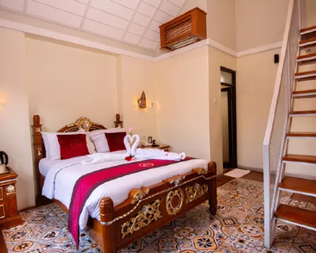 Briggs Inn Batu Hotels in Junrejo