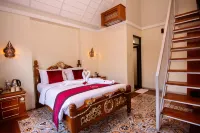 Briggs Inn Batu