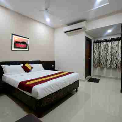 Dwaraka Inn Rooms