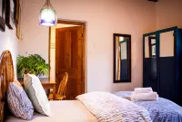 Ebonymoon Guest House Hotels in Velddrif