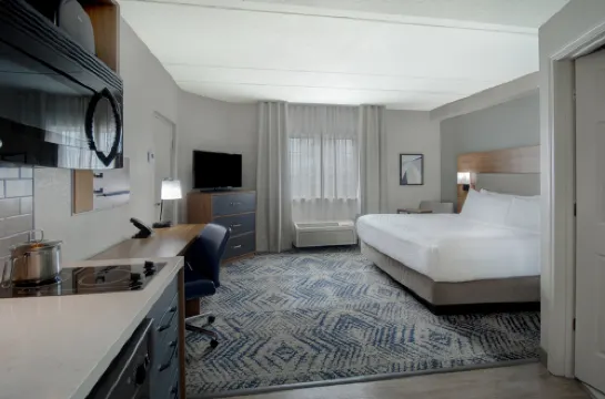 Candlewood Suites COLUMBIA-FT. JACKSON by IHG