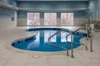 Holiday Inn Express & Suites MONACA - CENTER TOWNSHIP by IHG - Pools