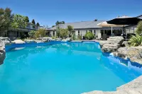 Wai Ora Lakeside Spa Resort - Beach