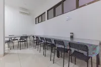 Reddoorz near Kiara Artha Park Hotel di Kiaracondong