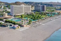 Esperos Palace Resort Hôtels à : Kallithea