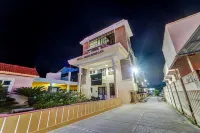 Hotel Sadhabishegam 품퍼 비치 주변 호텔