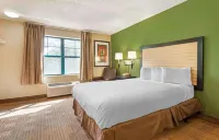 Suburban Studios Minneapolis Brooklyn Center Hotels in Brooklyn Park
