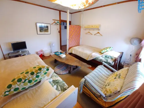 Guest House Akamichi Naoya