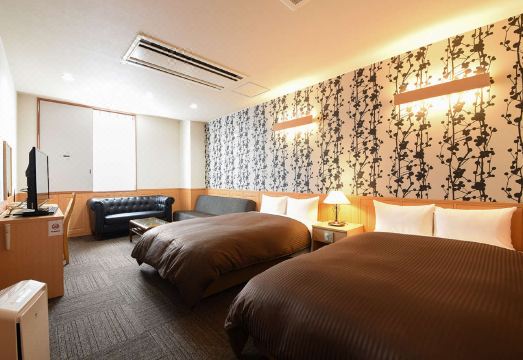 3. 아와이케다 에키..