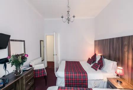 Argyll Guest House Отели рядом с достопримечательностью «Парк Беллахьюстон»