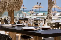 Pepper Sea Club Hotel - 5-Star