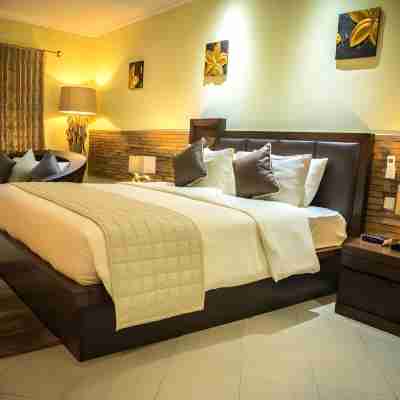 Oasis Hotel Restaurant & Spa Rooms