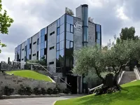 Sansi Pedralbes Hotels near Can Simon