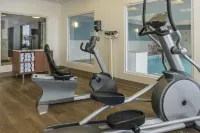 Holiday Inn Express & Suites NORTH BAY by IHG - Gym