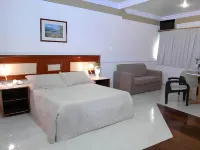Tamareiras Park Hotel فنادق في أوبيرابا