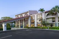 Wyndham Boca Raton - Pools