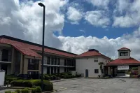 Ramada by Wyndham Bainbridge Hotels near Garden Center at The Home Depot