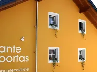 Apartments Ante Portas Hotels in Eugendorf